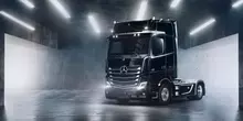 Mercedes представил тягач Actros L в эксклюзивной спецверсии Mercedes представил тягач Actros L в эксклюзивной спецверсии
