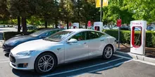 «Суперчарджеры» Tesla в Украине? «Суперчарджеры» Tesla в Украине?